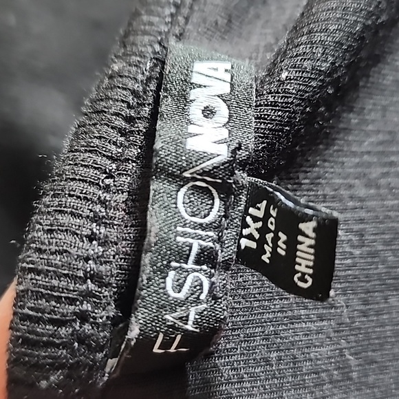 Fashion Nova Bodysuit - Picture 5 of 6